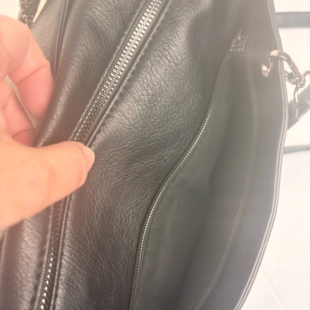 Sam & Hadley black laser cut satchel bag-EUC